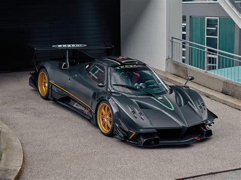 pagani zonda r revolution specification.